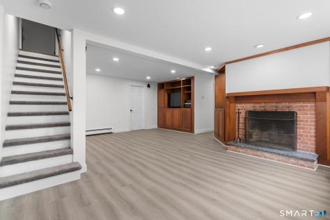 20 Morris Road Woodbridge CT 06525