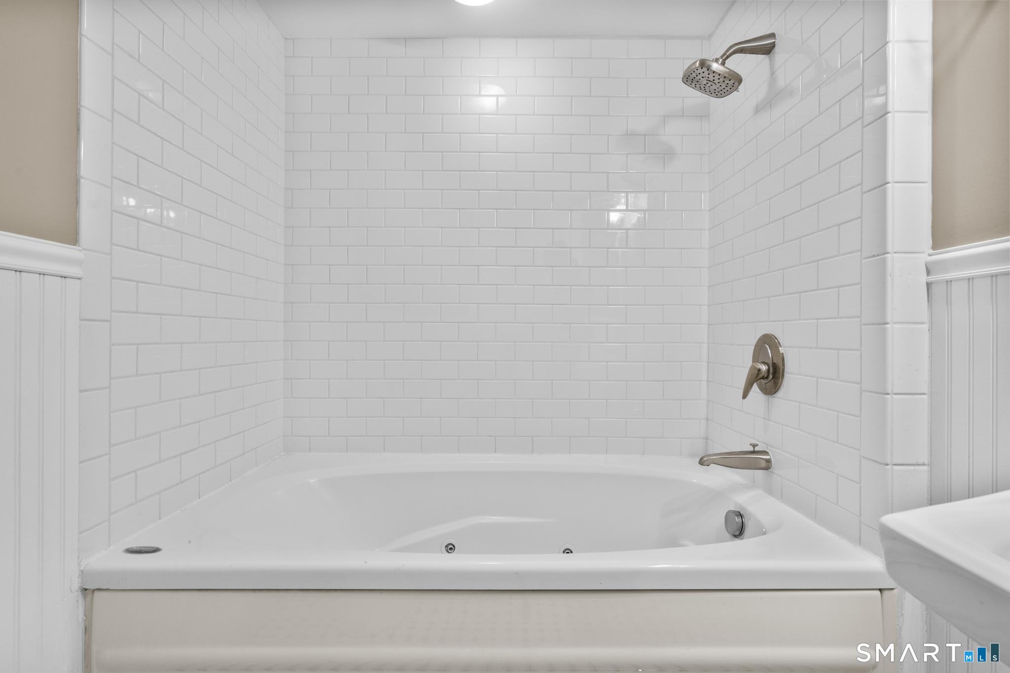 20 Morris Road Woodbridge CT 06525