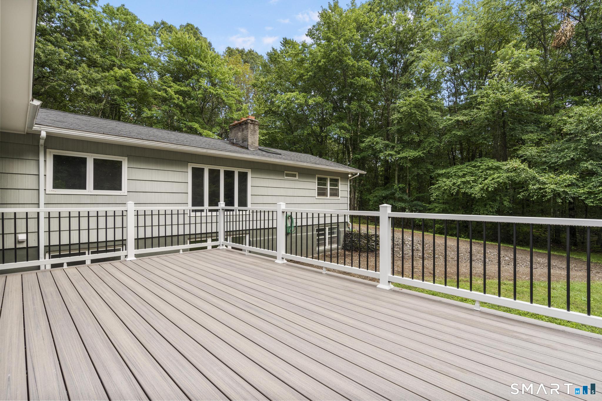 20 Morris Road Woodbridge CT 06525