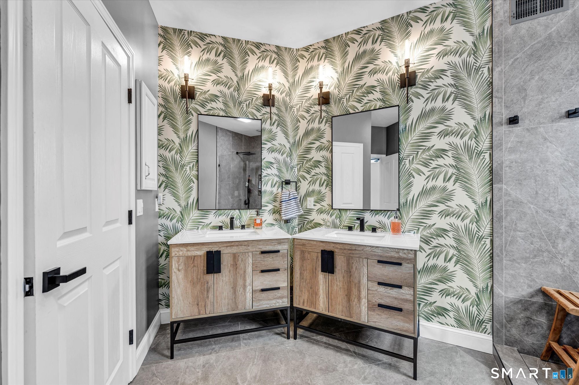 2 Tavistock Cromwell CT 06416