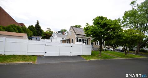 430 Berkeley Road Fairfield CT 06825