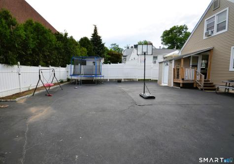 430 Berkeley Road Fairfield CT 06825