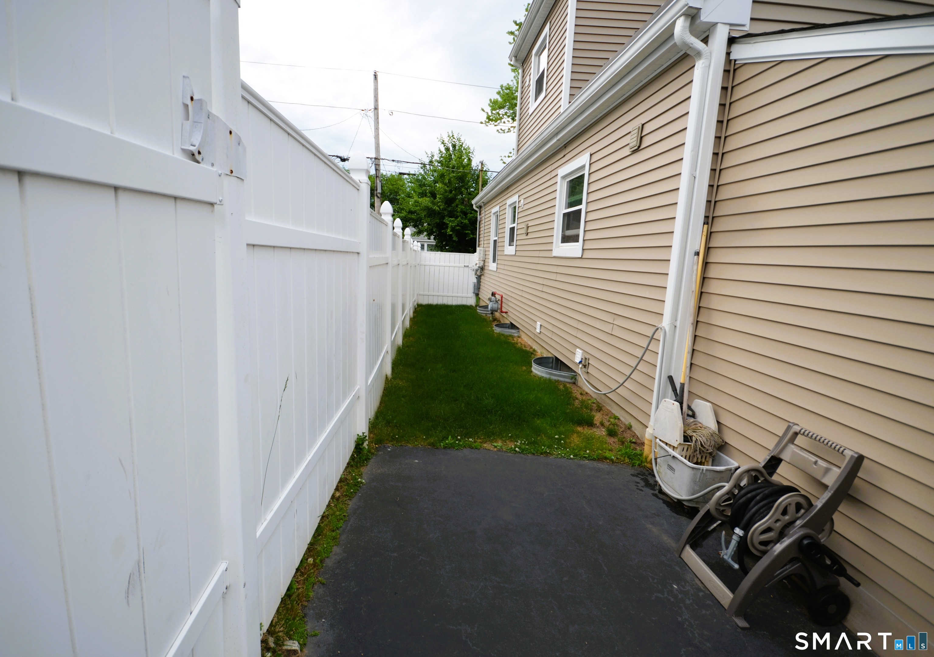 430 Berkeley Road Fairfield CT 06825