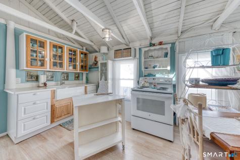 39 Middletown Avenue Old Saybrook CT 06475