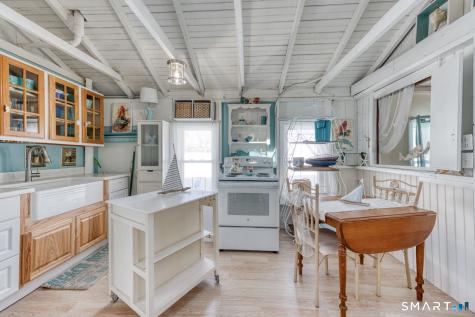 39 Middletown Avenue Old Saybrook CT 06475
