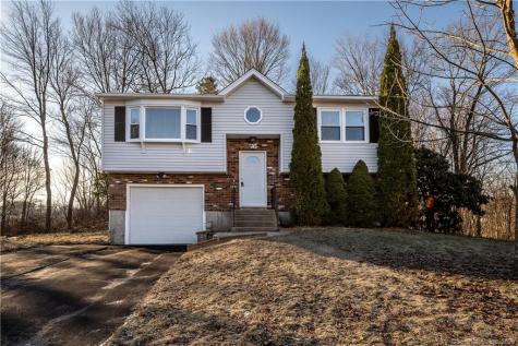 76 Cobblestone Court Torrington CT 06790