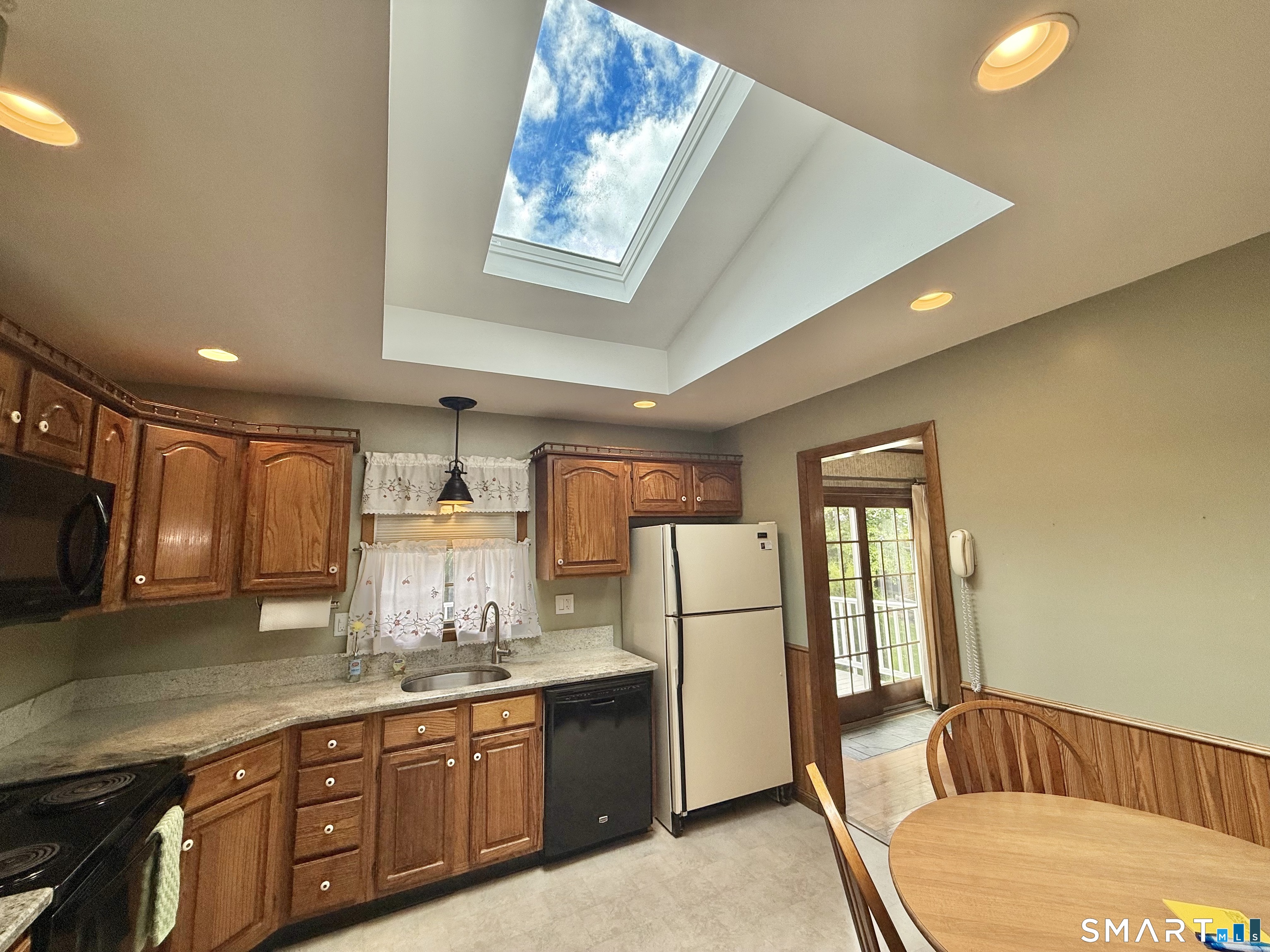 14 Poplar Drive Seymour CT 06483