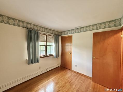 14 Poplar Drive Seymour CT 06483