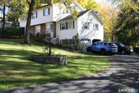 18 Topfield Road Danbury CT 06811