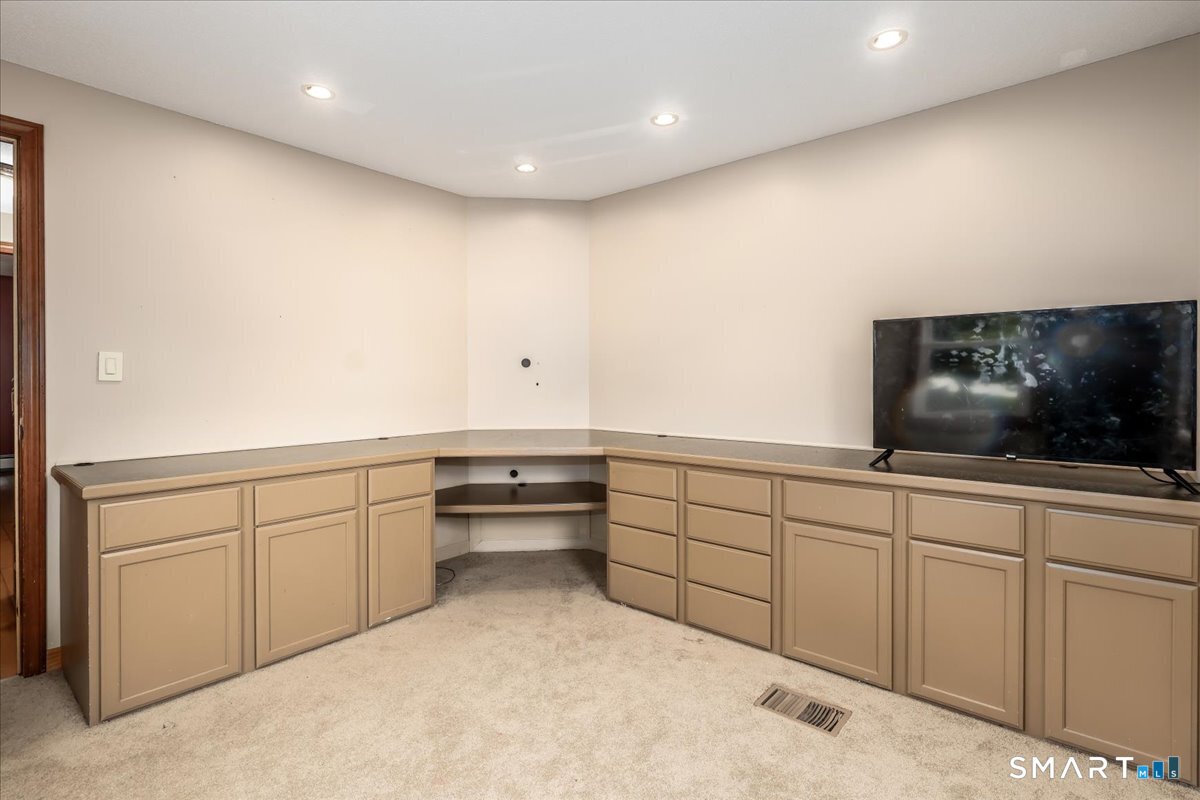 36 High Meadow Lane Enfield CT 06082