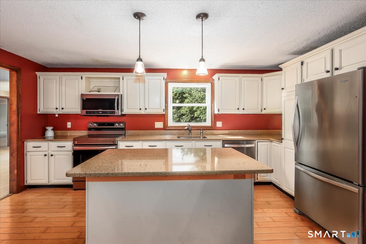 36 High Meadow Lane Enfield CT 06082
