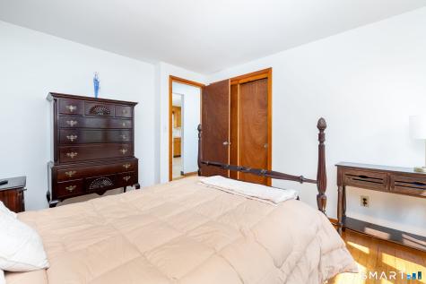 632 Circular Avenue Hamden CT 06514