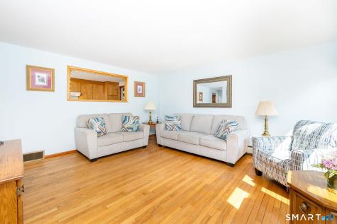 632 Circular Avenue Hamden CT 06514