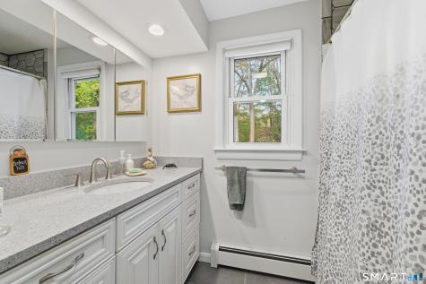 32 Richard Road Ledyard CT 06335