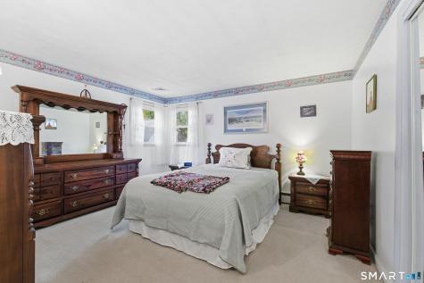 32 Richard Road Ledyard CT 06335