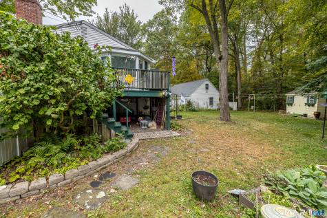 32 Richard Road Ledyard CT 06335