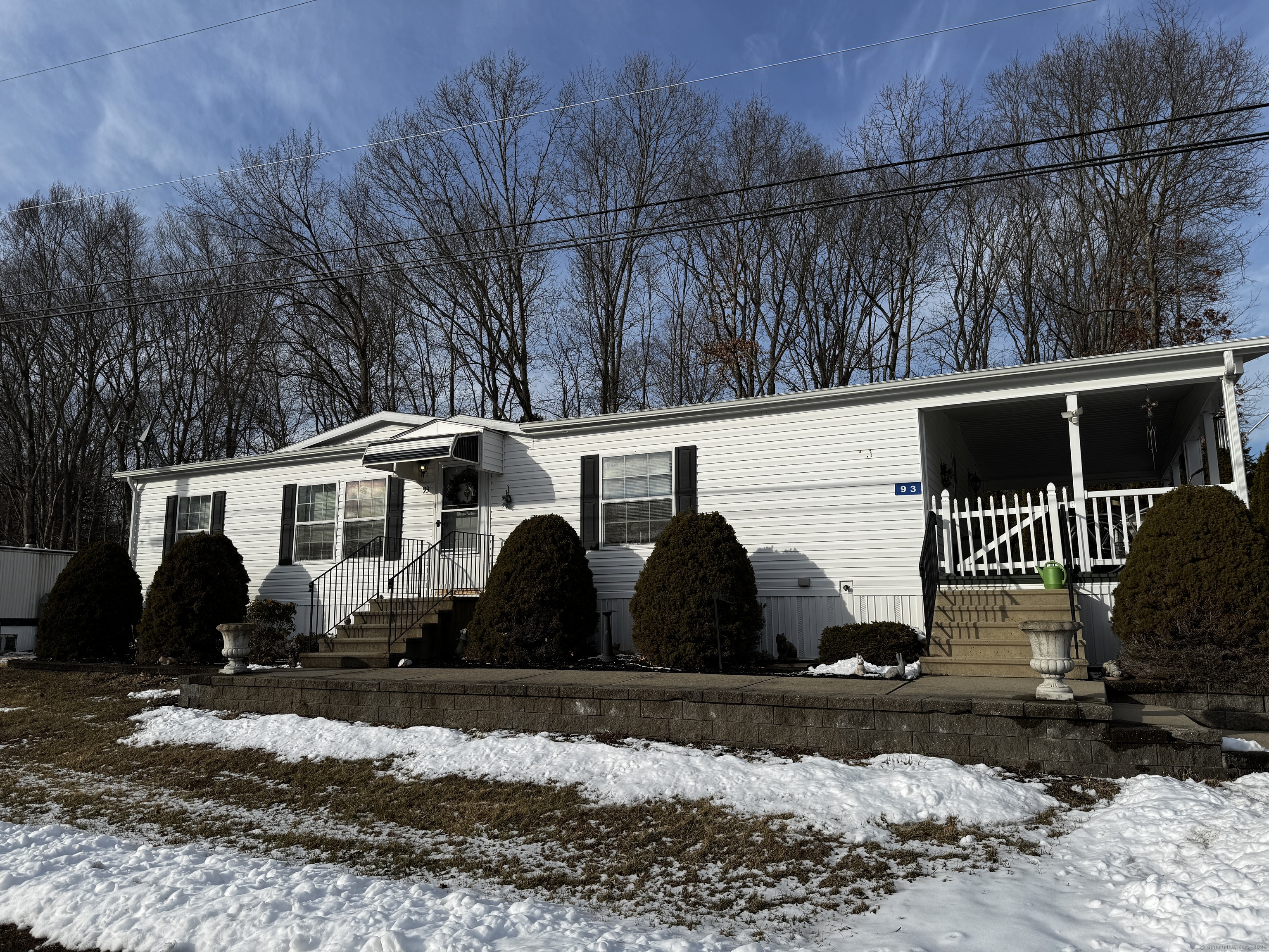 93 Erin Drive Plainfield CT 06374