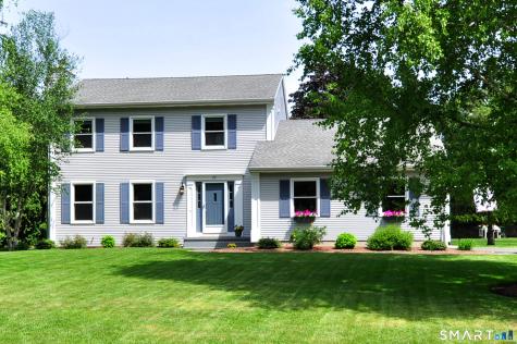 22 Pebblebrook Windsor CT 06095