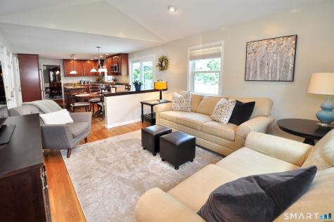 22 Pebblebrook Windsor CT 06095