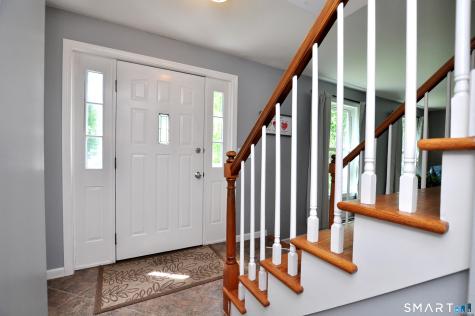 22 Pebblebrook Windsor CT 06095