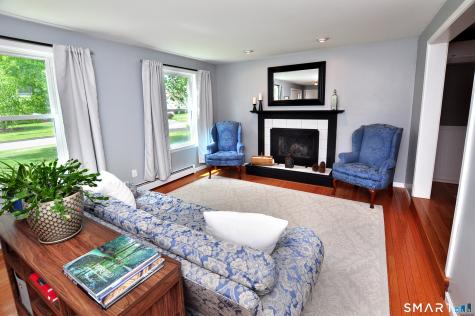 22 Pebblebrook Windsor CT 06095