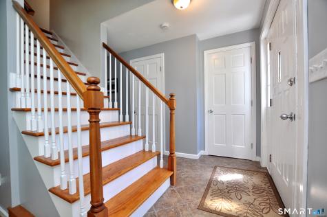 22 Pebblebrook Windsor CT 06095