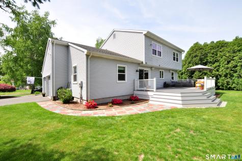 22 Pebblebrook Windsor CT 06095