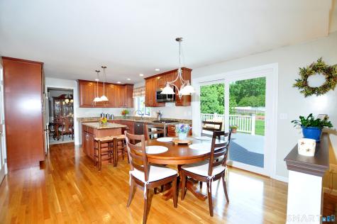 22 Pebblebrook Windsor CT 06095