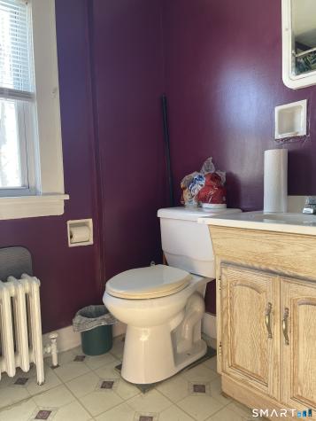 1924 Stratfield Road Fairfield CT 06825