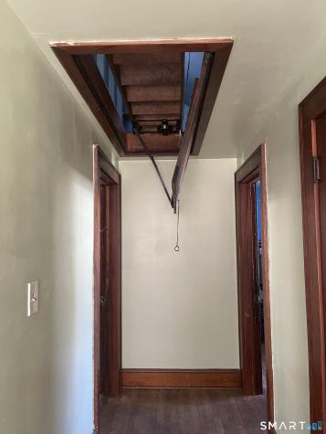 1924 Stratfield Road Fairfield CT 06825