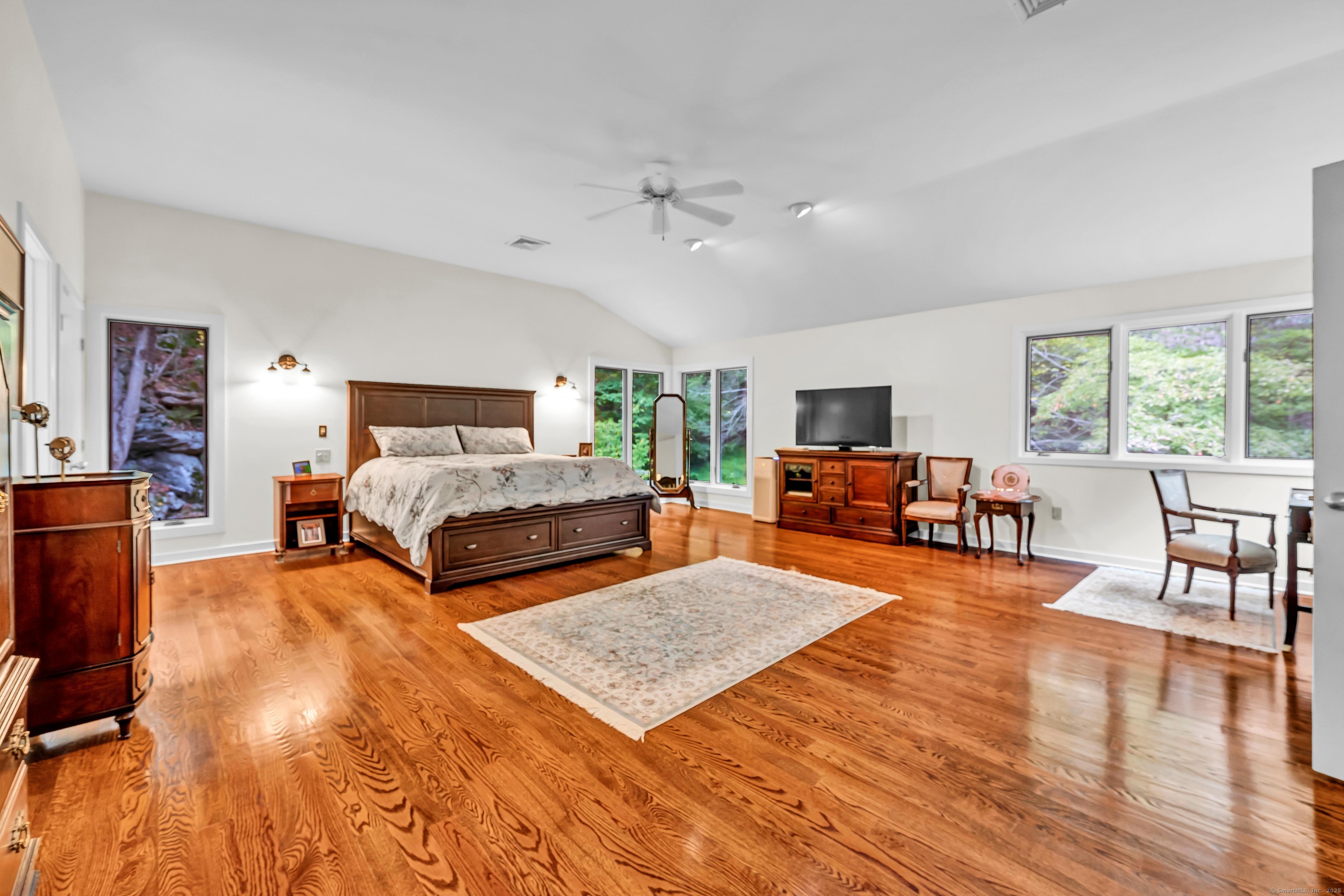 26 Cove Road Brookfield CT 06804