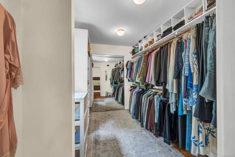 26 Cove Road Brookfield CT 06804