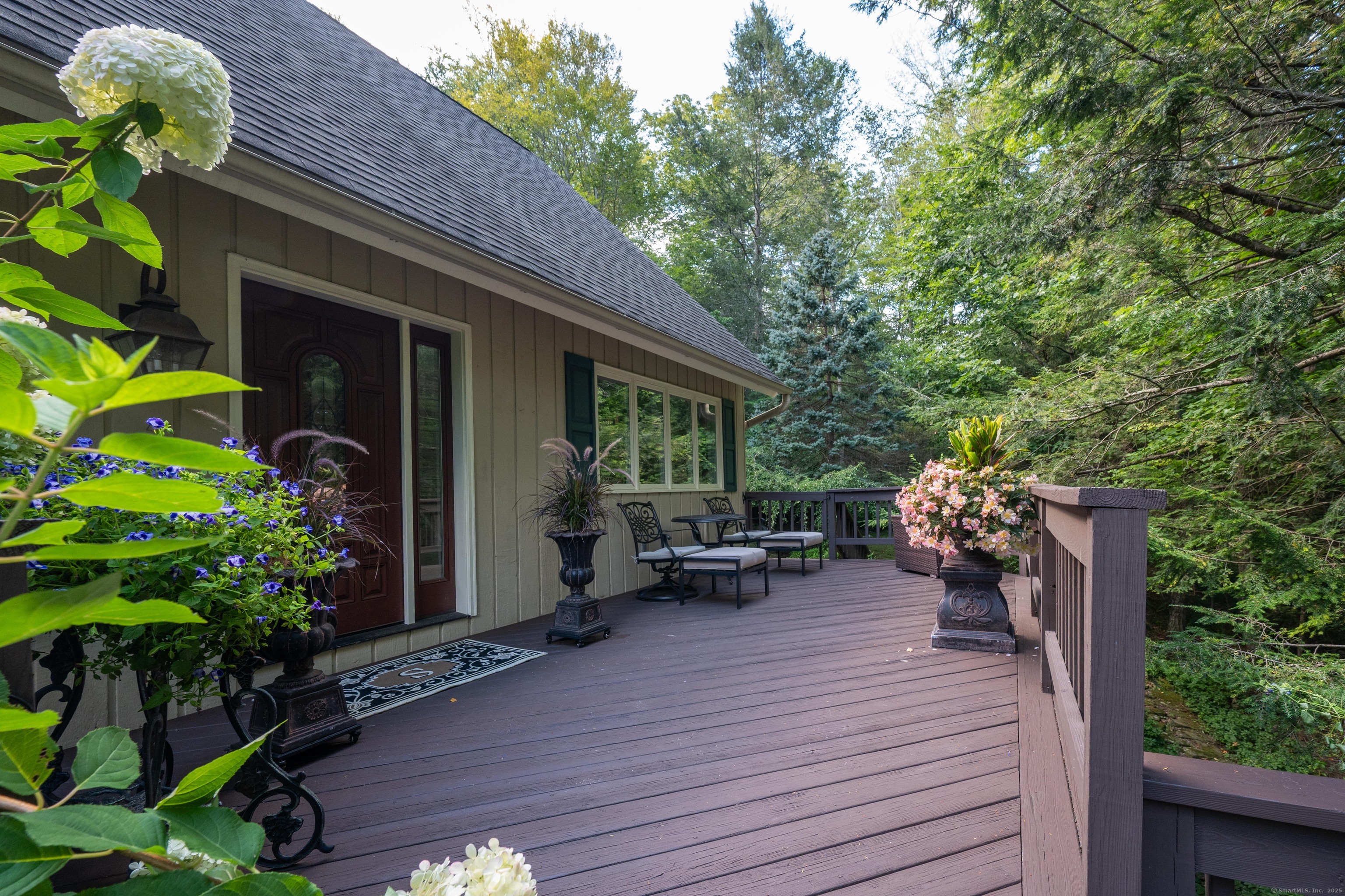 26 Cove Road Brookfield CT 06804