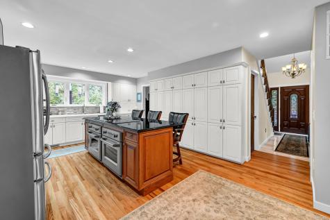 26 Cove Road Brookfield CT 06804