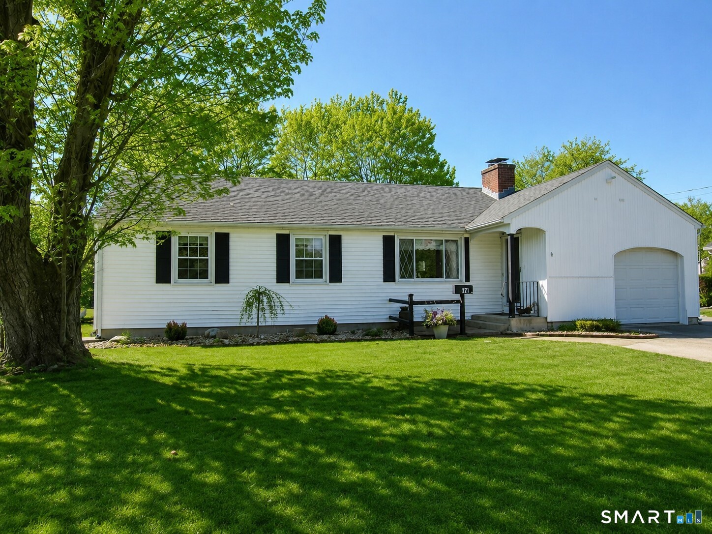 11 Brookfield Drive East Hartford CT 06118