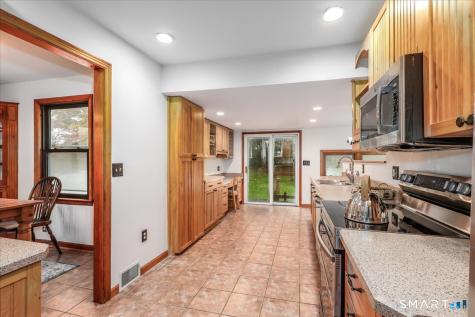 7 Colony Road Seymour CT 06483
