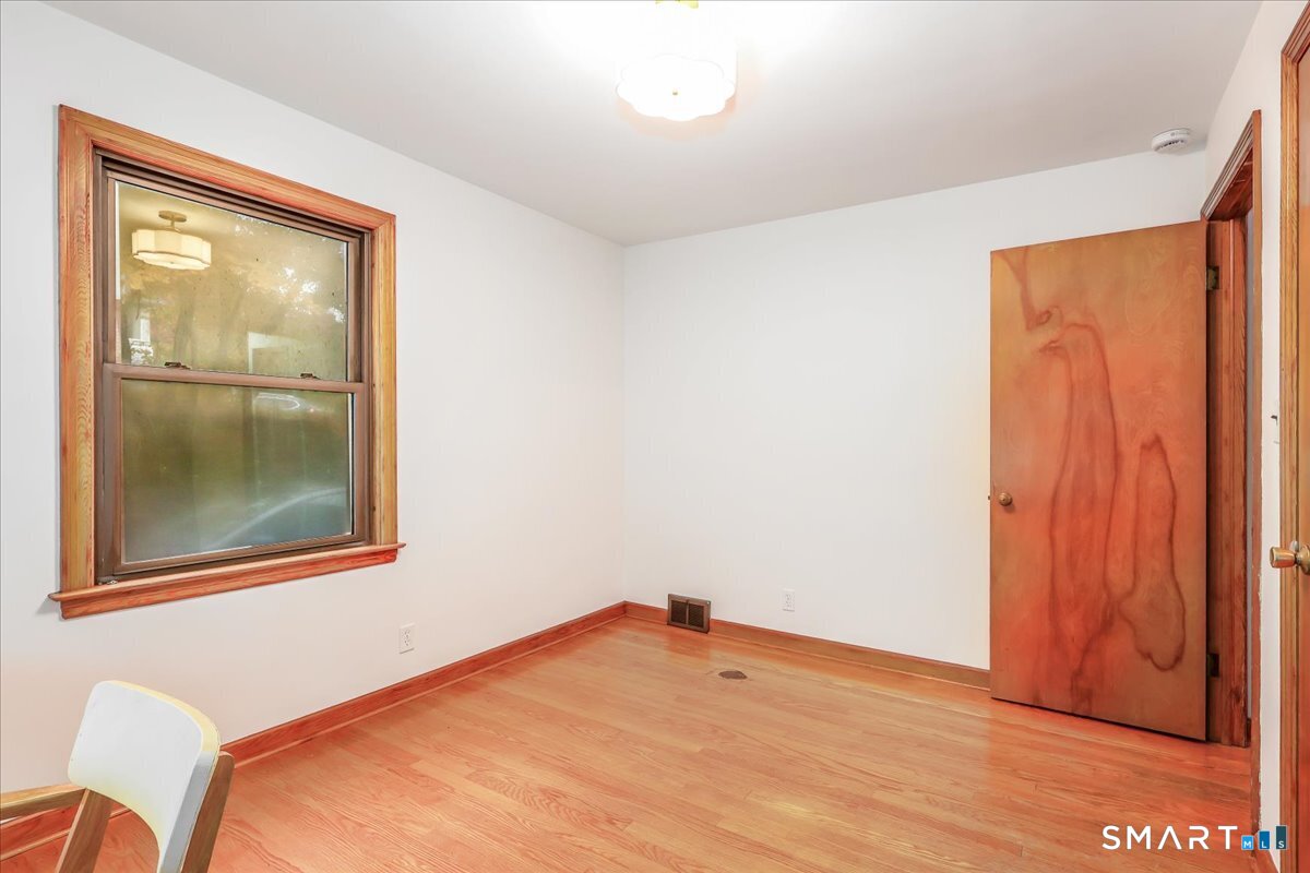 7 Colony Road Seymour CT 06483