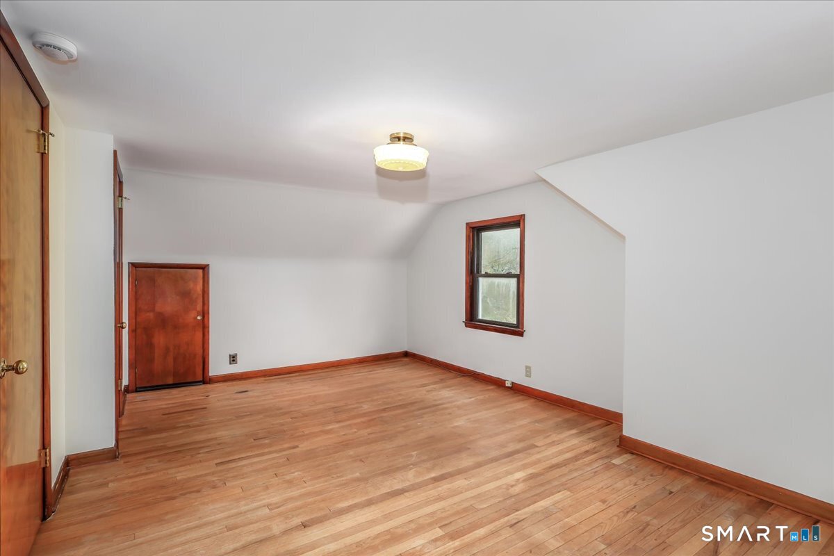 7 Colony Road Seymour CT 06483