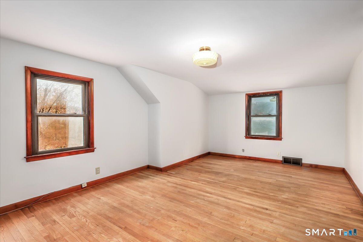 7 Colony Road Seymour CT 06483