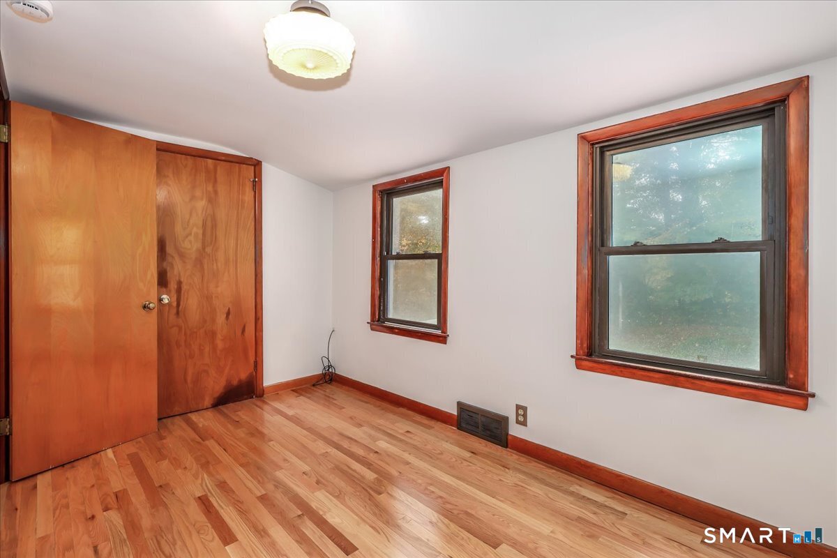 7 Colony Road Seymour CT 06483