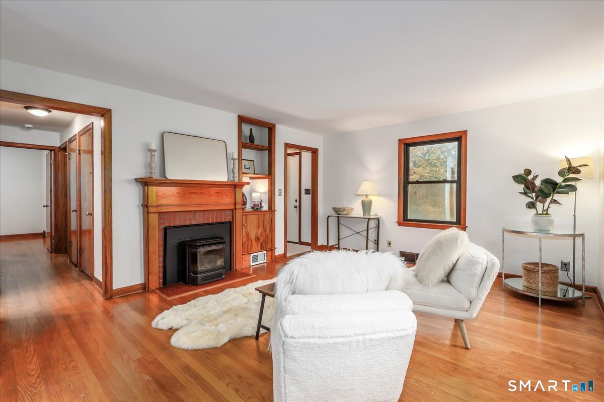 7 Colony Road Seymour CT 06483
