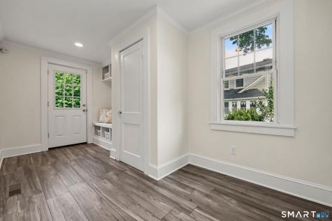 594 Stratfield Road Fairfield CT 06825