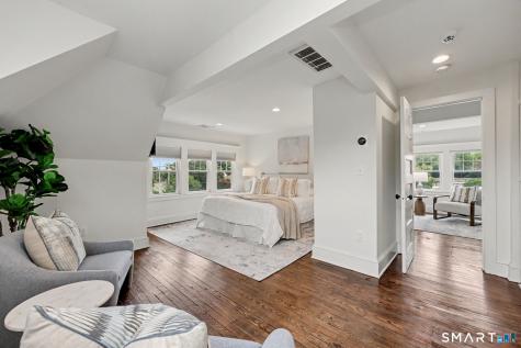 594 Stratfield Road Fairfield CT 06825