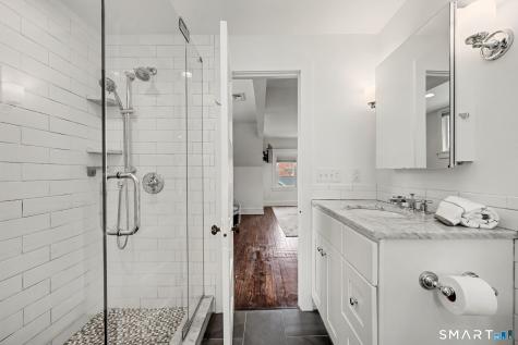 594 Stratfield Road Fairfield CT 06825