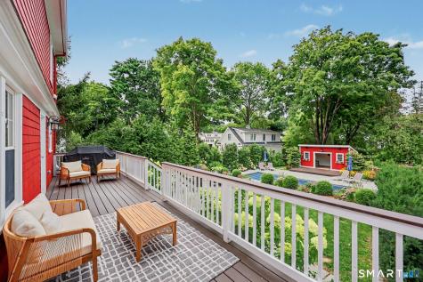 594 Stratfield Road Fairfield CT 06825