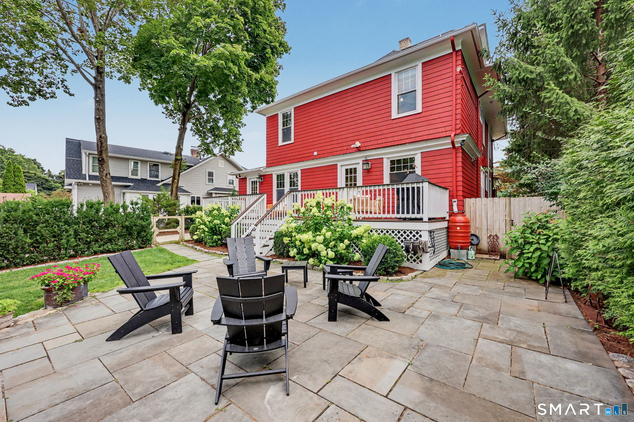594 Stratfield Road Fairfield CT 06825