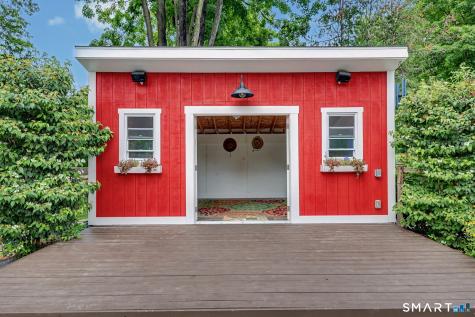594 Stratfield Road Fairfield CT 06825