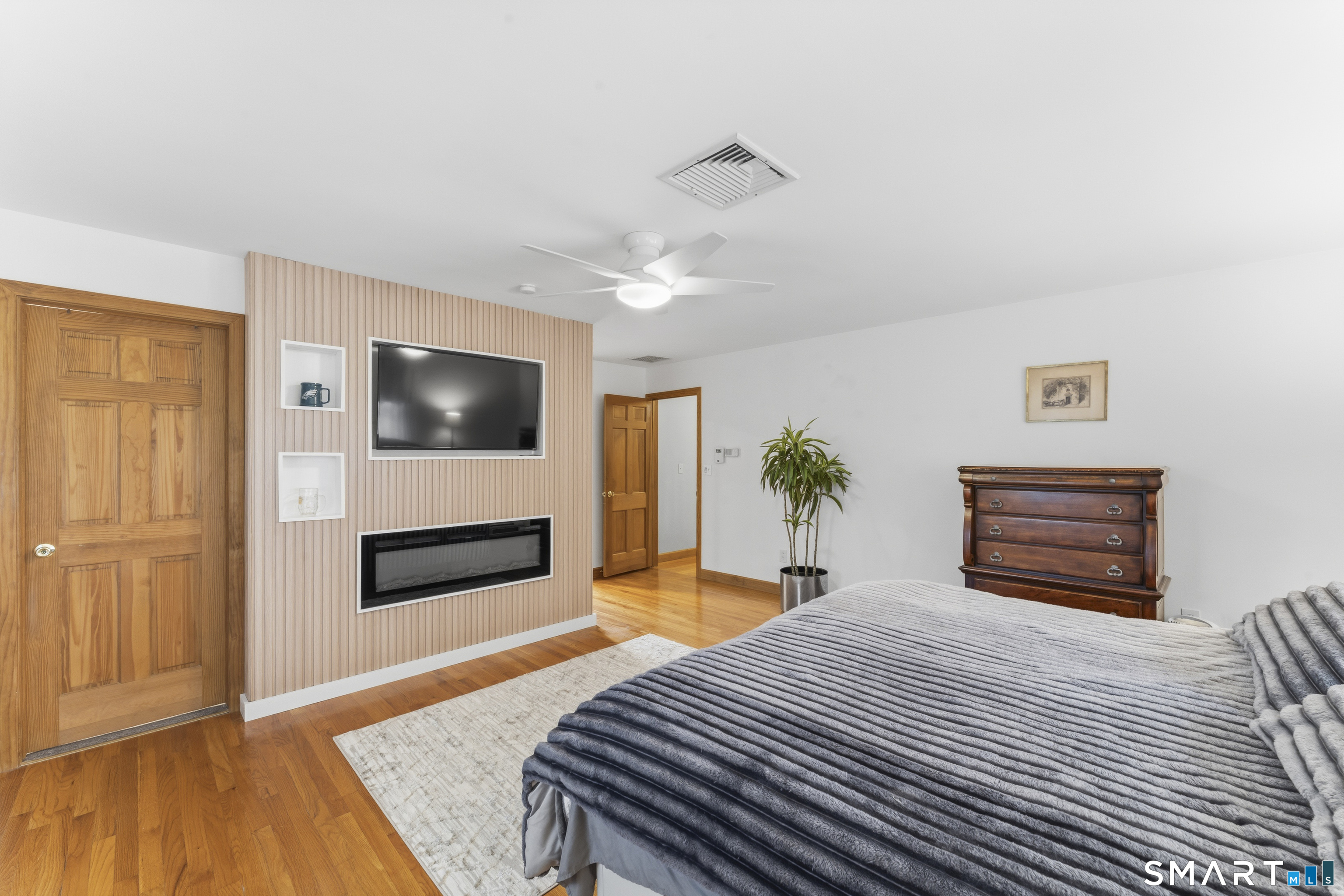 80 Mariner Circle Trumbull CT 06611