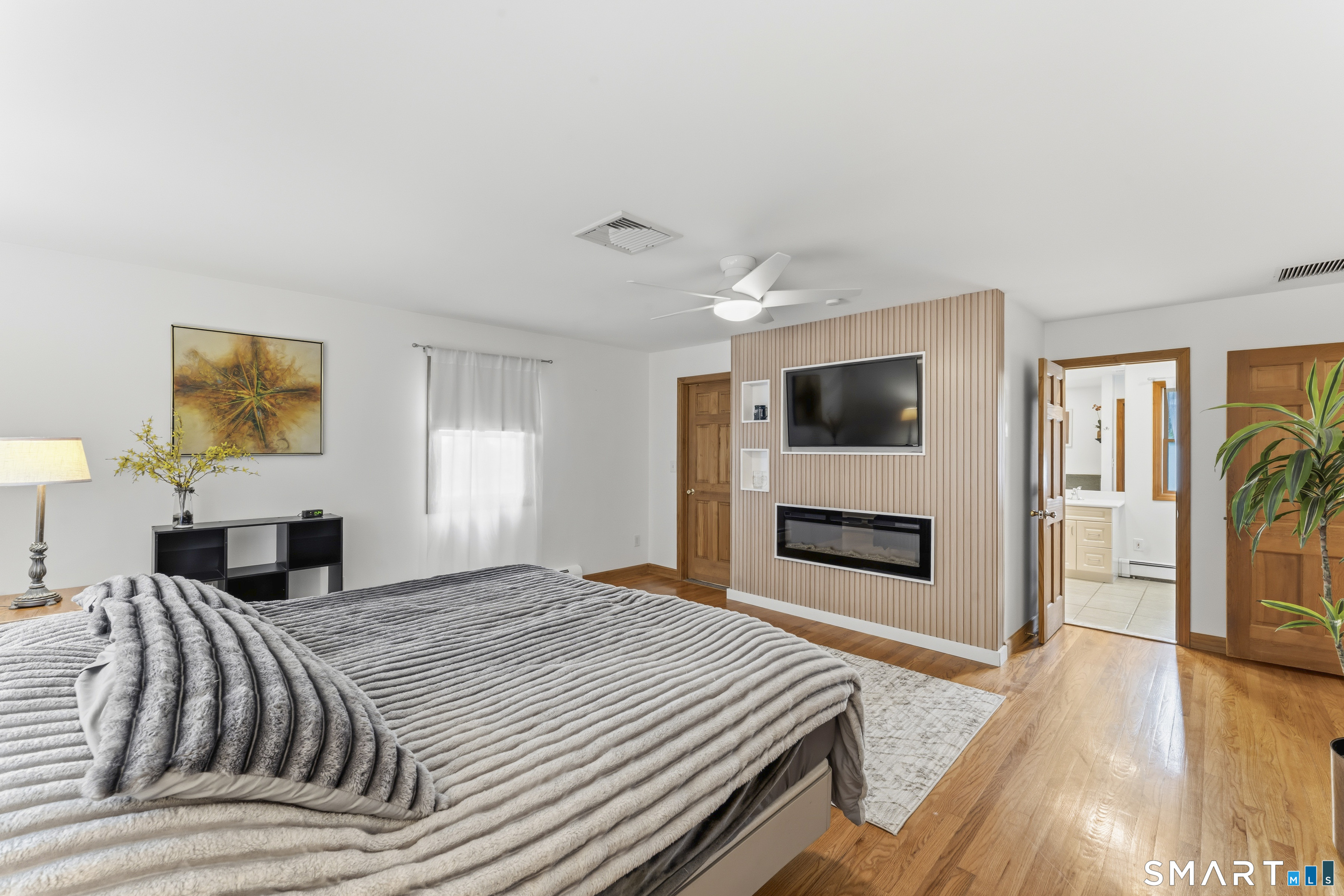 80 Mariner Circle Trumbull CT 06611