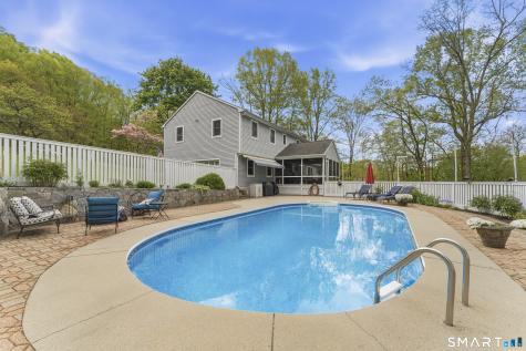 80 Mariner Circle Trumbull CT 06611